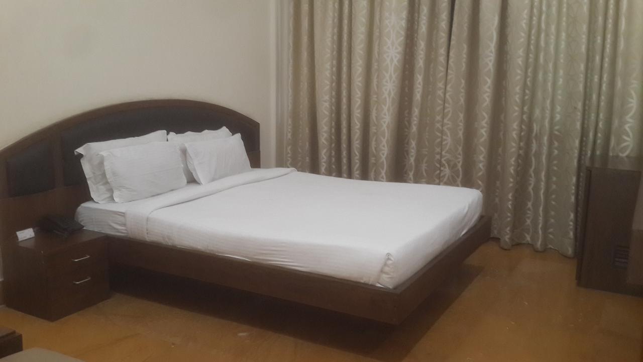 Hotel Heritage Embassy Rāipur Eksteriør bilde